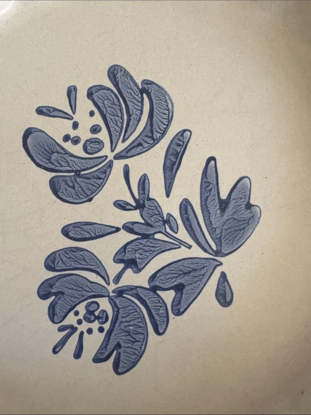 Pfaltzgraff YORKTOWNE Stoneware Fluted 9